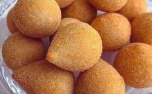 Coxinha de mandioca carne moída fácil e deliciosa