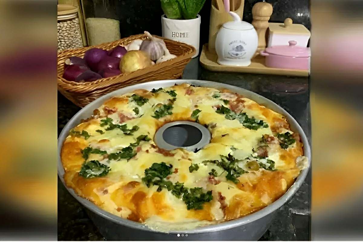 Torta De Liquidificador Salgada E Bem Recheada Para O Lanche Da Tarde