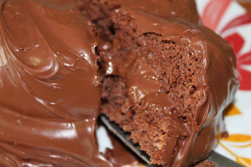 Bolo de chocolate com iogurte e nutella, sem comentário para esse bolo, maravilhoso