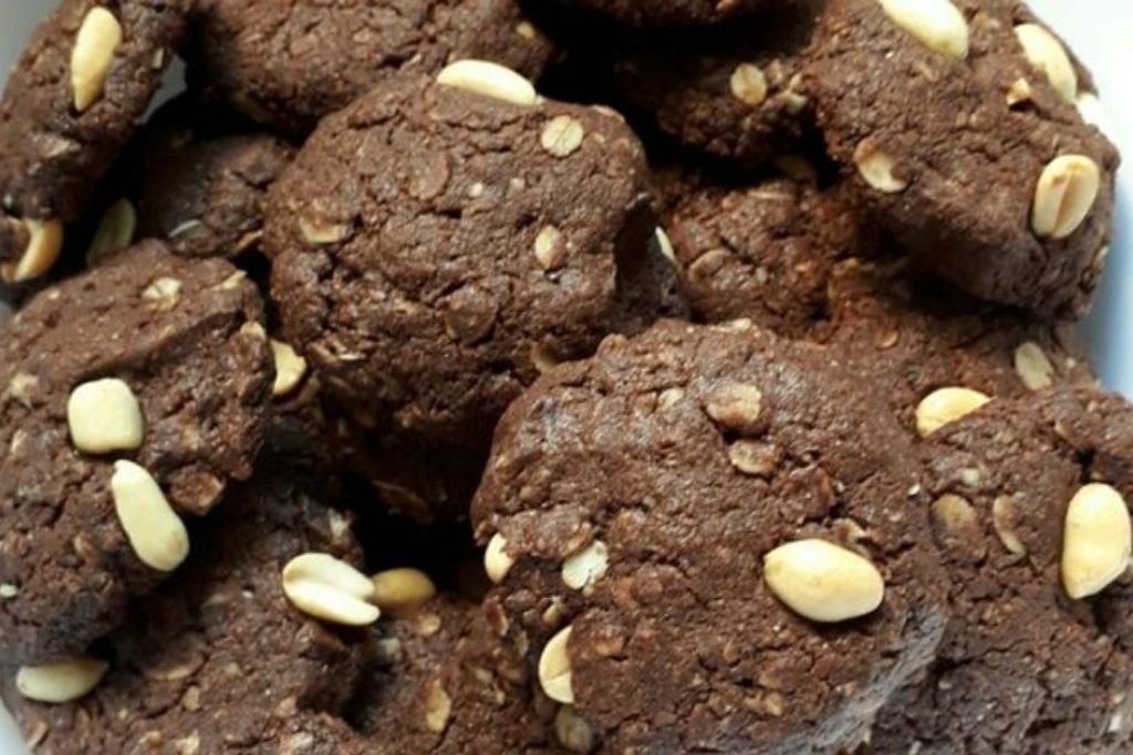 Cookie integral de chocolate saudável e muito gostoso, pra comer sem culpa