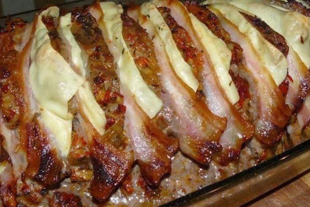 Lombo suíno com bacon e queijo, venha aprender como preparar esta receita de natal