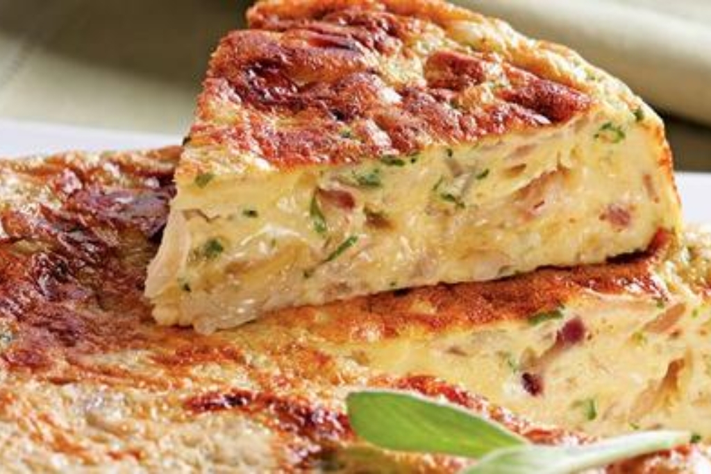 Omelete de forno com queijo e atum muito saborosa, que você pode servir para acompanhar uma de suas refeições